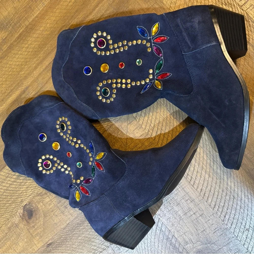 Aj Valenci Beautiful Embellished Suede Boots - Picture 6 of 11